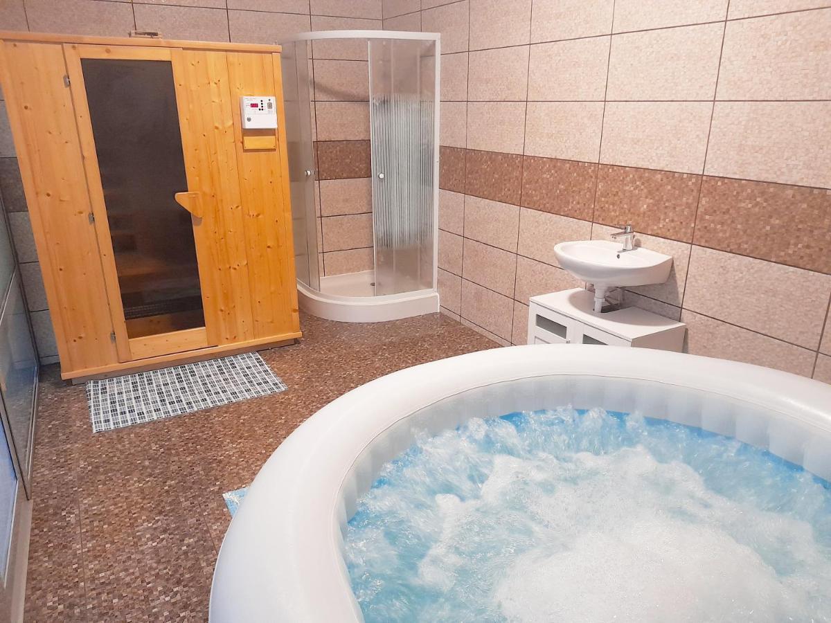 Matra Wellness Vendeghaz Hotel Parádsasvár Eksteriør billede